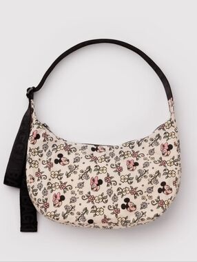 *NWT* BAGGU X DISNEY Medium Nylon Crescent Bag In Storybook Floral